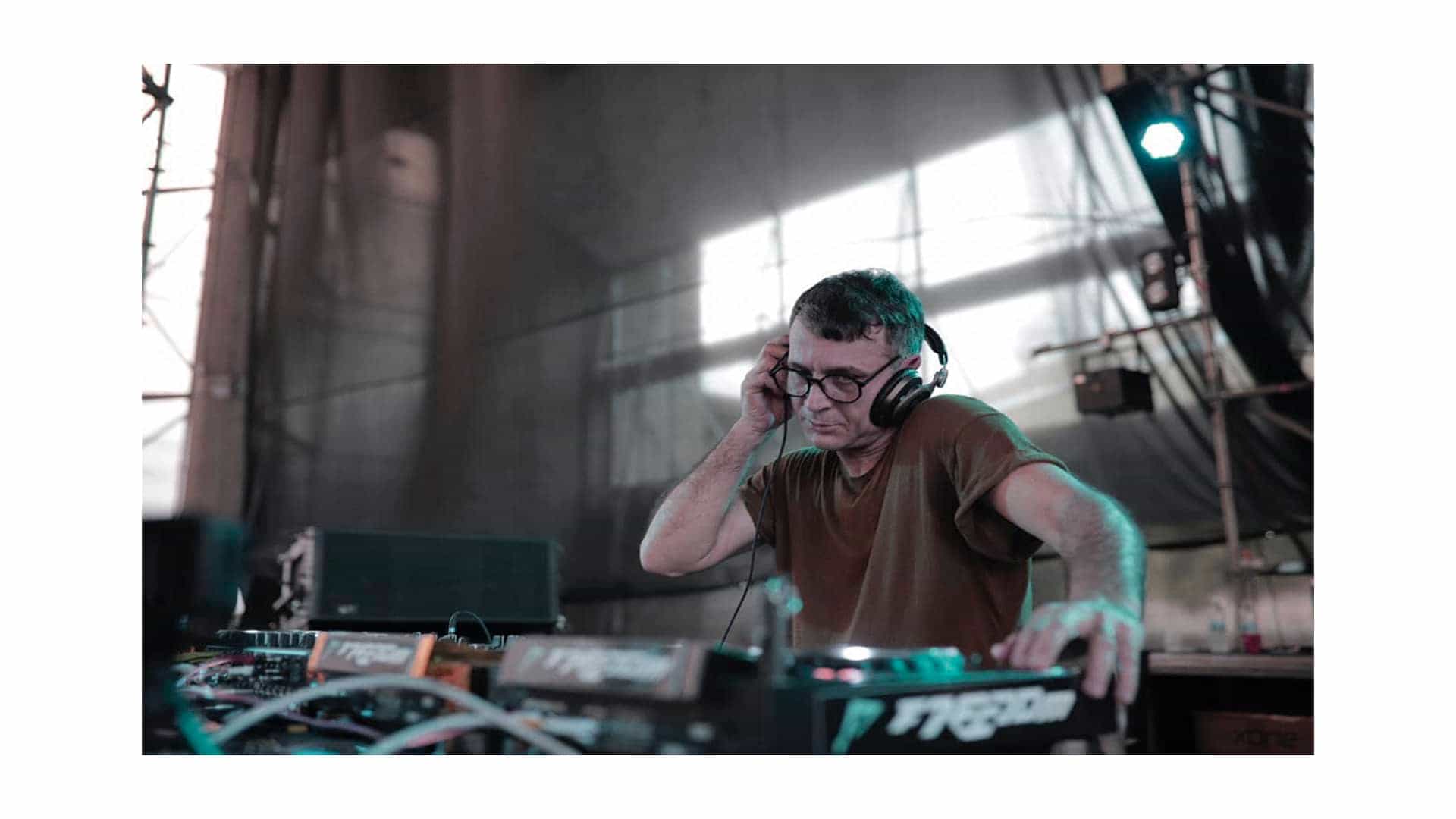 Dino Sabatini y toda su hipnótica de ultra avanzada de tour por Colombia en Octubre