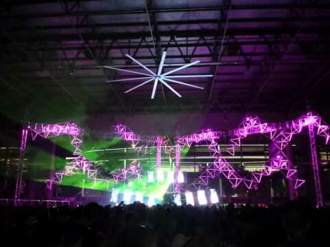 FLASHBACK: FREEDOM. Solo quedan 5 Días !