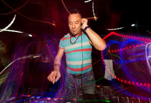 Muere Guru Josh Quien triunfo en los 90s con la Canción ” Infinity”