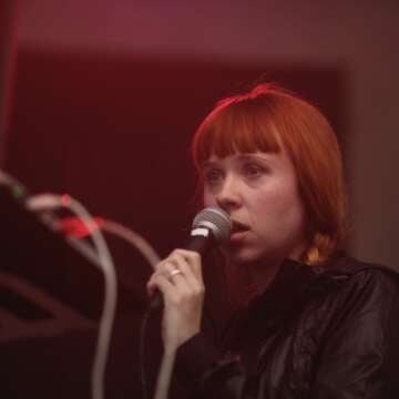 Alucina con el experimental videoclip "Chorus" de Holly Herndon...