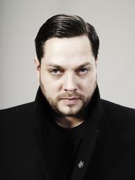 Tim Xavier aplazado.