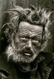 Un mendigo GANA más que un profesional...