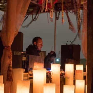 JOHN BELTRAN suena místico y melancólico en el LP Hallo Androiden