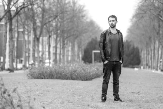 Este jueves Medellinstyle presenta a KEITH CARNAL ¡Reactualiza su Biography!