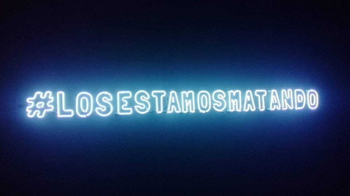 La horrible noche no cesó: Nada que cesa.