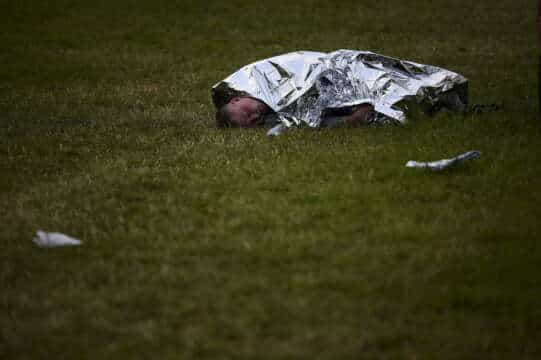 38 Fotos que capturan los tostados despues del Festival Glastonbury