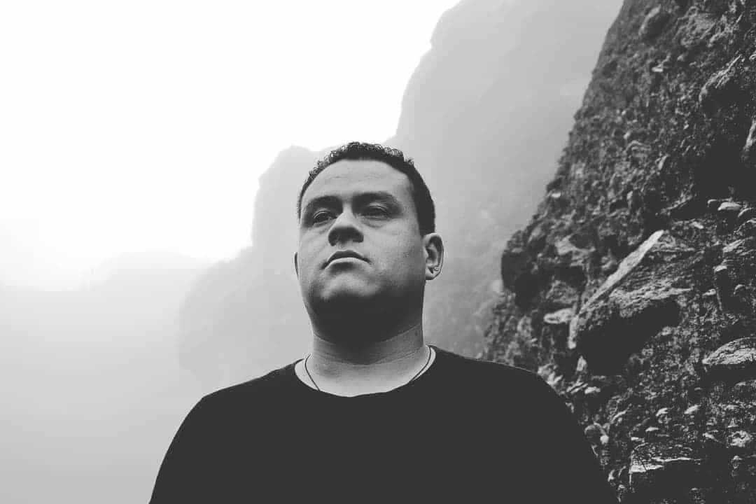 MACNIUS presenta reciente podcast para Outer Dimension