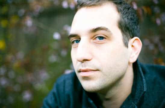 Marc Houle prepara su Cola Party