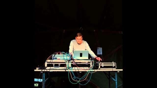 EXPLORA LOS TRACKS MÁS ABSTRACTOS DEL PROMINENTE ANTHONY LINELL ALIAS ABDULLA RASHIM