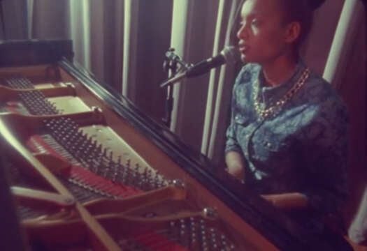 Conoce a Mizan, prometedora cantante y mira el videoclip para “No Fool”…