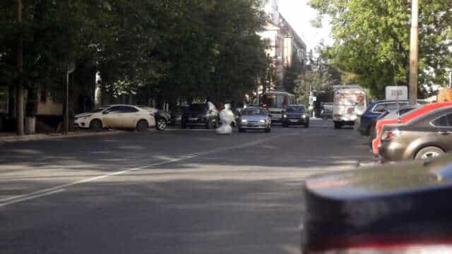 Mmm… Robot auto-aprendizaje se escapa por 45 minutos de Laboratorio Ruso hasta que se le acaba la Pila