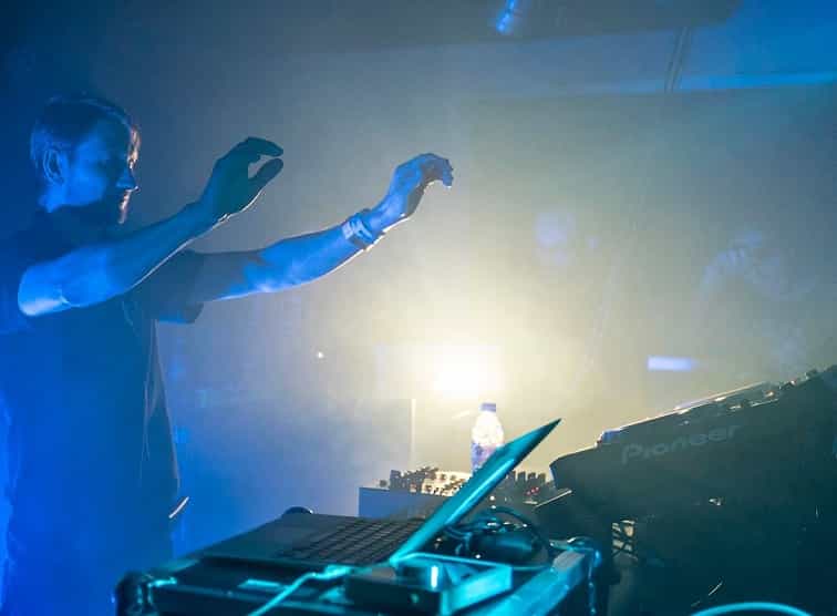 Cierra los ojos e imagina a DJ PETE poniendo a temblar el FREEDOM en tan solo 8 días