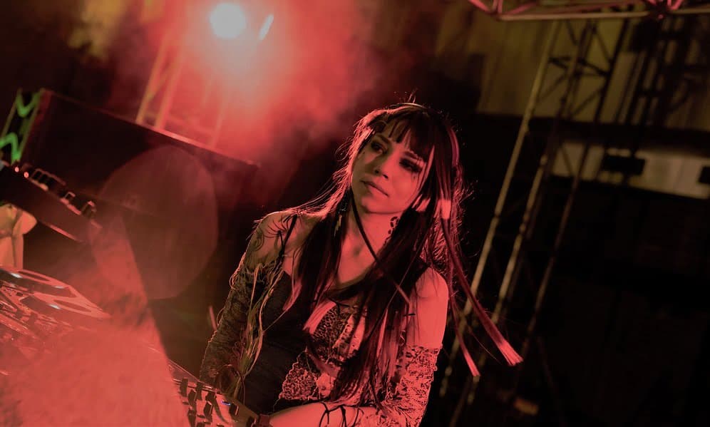 Entrevista a AMANTRA: “El rave no es un lugar para querer ser cool o llamar la atención en redes sociales”