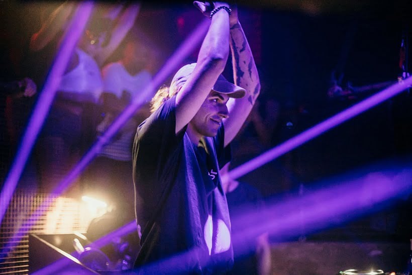 ¡Disfruta del viaje tanto como nosotros! QUELZA seguro dejará recuerdos en FREEDOM AdAstra