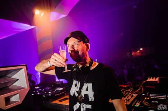 Secret Cinema se escuchó en vivo en Drumcode Radio con todo su ambiente fiestero