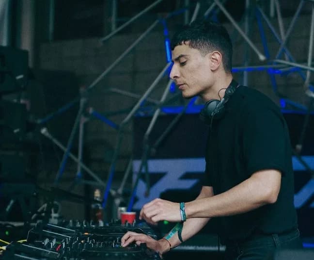 Talento nacional en #FDM2024, SEPIAN con mixtura de esoterismo y armónicos