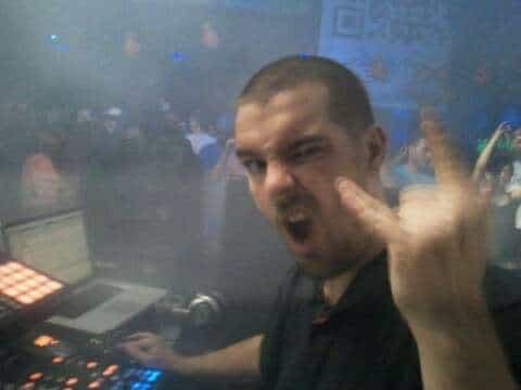 Listen: Speedy J @ Fuckmyfunk Medellin, Colombia – MedellinStyle.com 2012