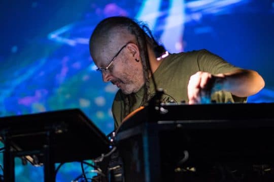 STEEVIO corrobora porqué es el maestro del modular Techno en Zephyr EP