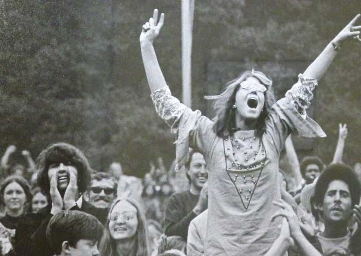 CUARENTECHNA: Documental sobre la era psicodélica del Rock ¡Impacto y muerte!