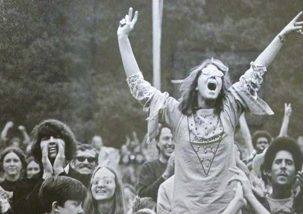 CUARENTECHNA: Documental sobre la era psicodélica del Rock ¡Impacto y muerte!