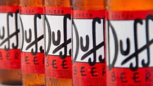 La lucha por la cerveza de Los Simpson