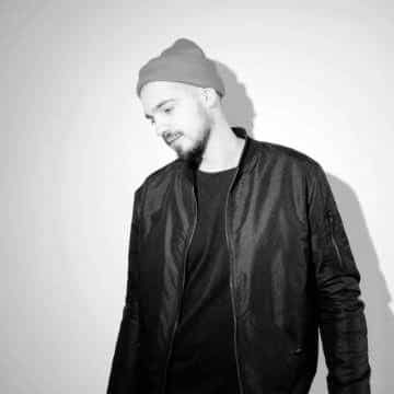 ¡Recién salido del horno! Yan Cook prepara Dead Satellite EP con exquisitas resonancias tecnológicas