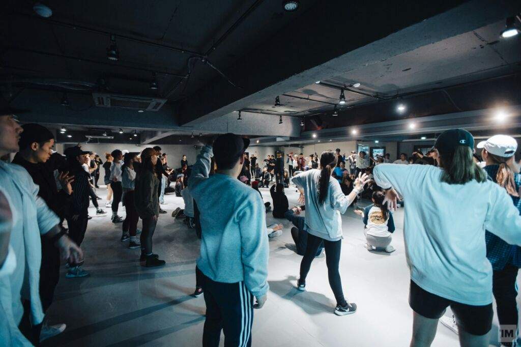 Seúl incluye prohibir la música a más de 120 BPM en los gimnasios