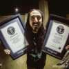 Lo que faltaba :) Steve Aoki quiebra 2 record Guinness