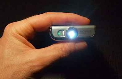 Los móviles con proyector existen: Samsung Show W7900
