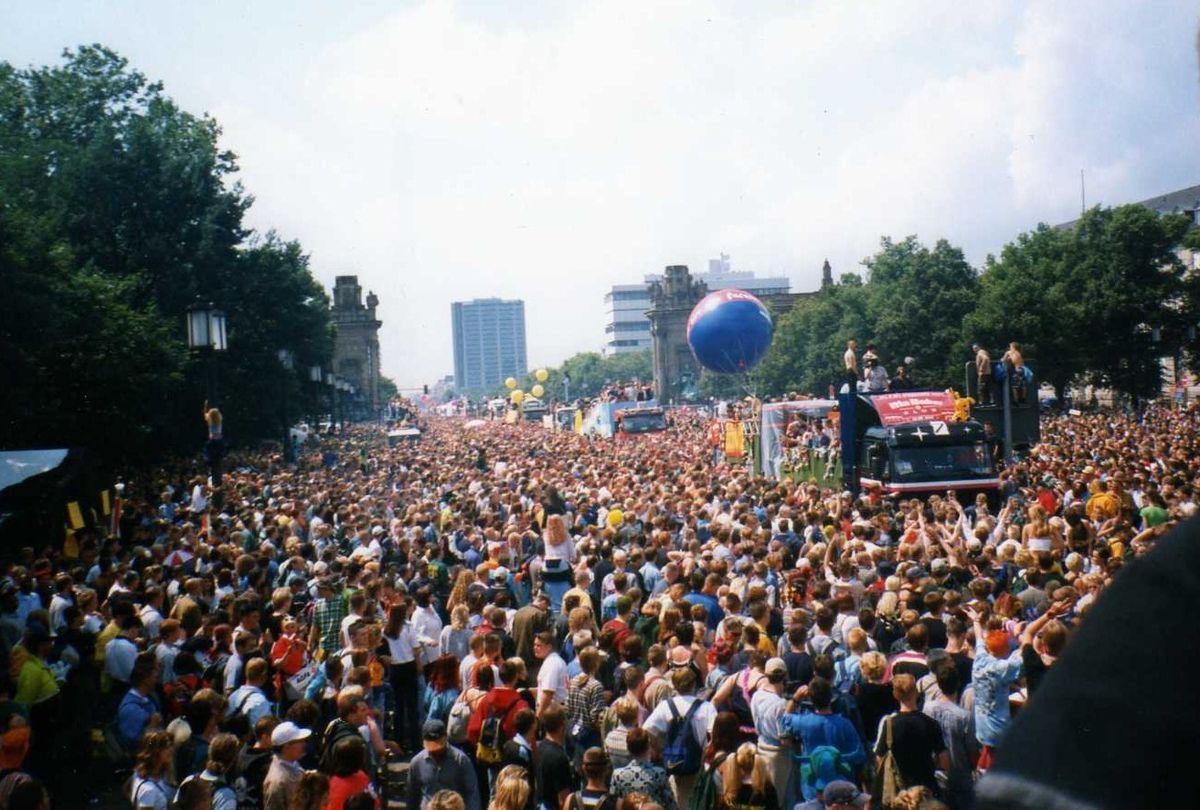 Rave The Planet, el nuevo Love Parade que después de 15 años recorrerá 7 kms en Alemania