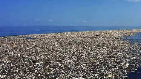 Isla basura es ahora dos veces más grande que Colombia