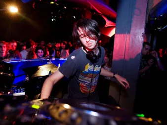 Mp3: James Holden @ Piknic Electronik 002, Mutek 12th Edition, Canada – 05-06-2011
