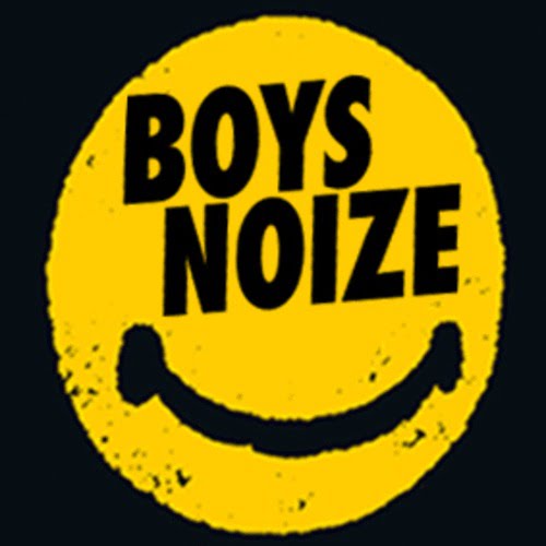 Listening: Chromeo – Sexy Socialite (Boyz Noize Remix)