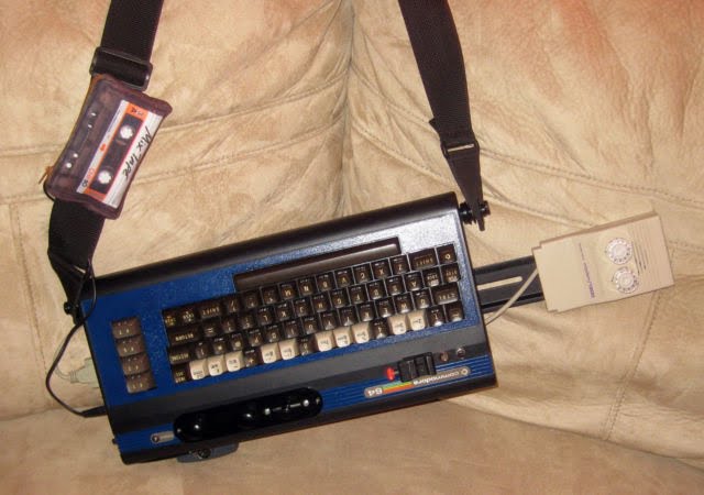 Un Commodore 64 convertido en keytar