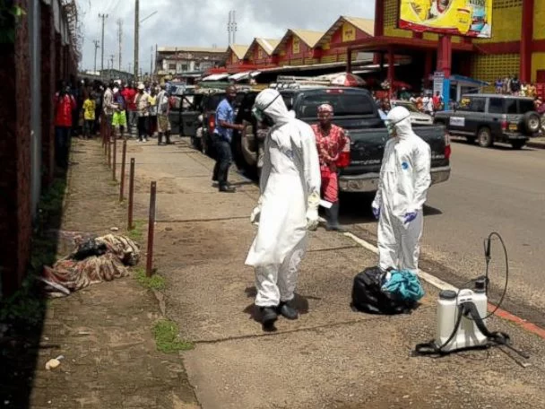 Shocking: Vuelve a la Vida una persona que daban por muerto de Ébola