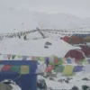 Video: Hit by Avalanche in Everest Basecamp 25.04.2015 ( Nepal Earthquake Terremoto )