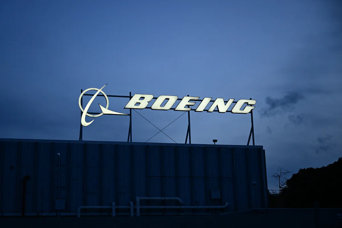Boeing: Aviones de baja calidad explotan en el cielo mientras exingeniero informante muere Suicidado antes de ir al juzgado