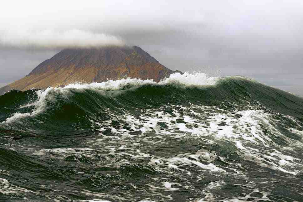Terremotos de magnitud 7,5 cerca de las Islas Kuriles de Rusia provocan una alerta de tsunami