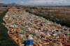 Uru Uru: El lago boliviano lleno de plásticos y desechos