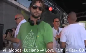 Ricardo Villalobos vs Luciano @ Love Family Park 2009